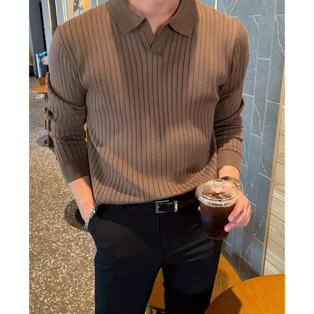 Sweter polo z dzianiny prążkowanej, o dopasowanym kroju